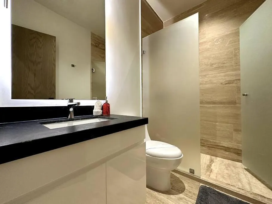 2Br Modern Condo With Rooftop Pool - Prime Location By Solmar Rentals Playa del Carmen