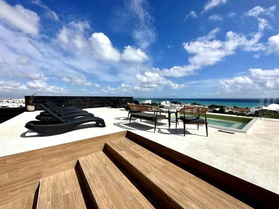 2Br Modern Condo With Rooftop Pool - Prime Location By Solmar Rentals Playa del Carmen