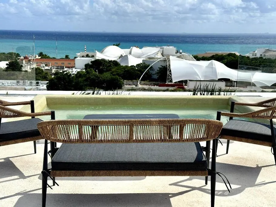 2Br Modern Condo With Rooftop Pool - Prime Location By Solmar Rentals Playa del Carmen 0*,  Messico