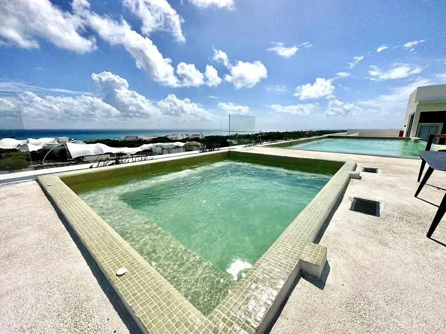 2Br Modern Condo With Rooftop Pool - Prime Location By Solmar Rentals Playa del Carmen